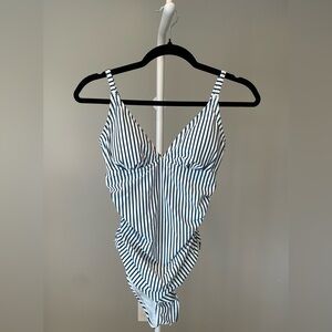 Cupshe Navy and White Striped Swimsuit Medium NWT